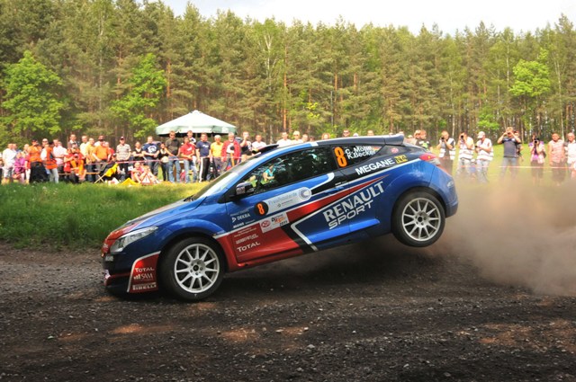Carsten Mohe bester Frontantriebs-Pilot bei AvD Sachsen-Rallye Carsten Mohe bester Frontantriebs-Pilot bei AvD Sachsen-Rallye