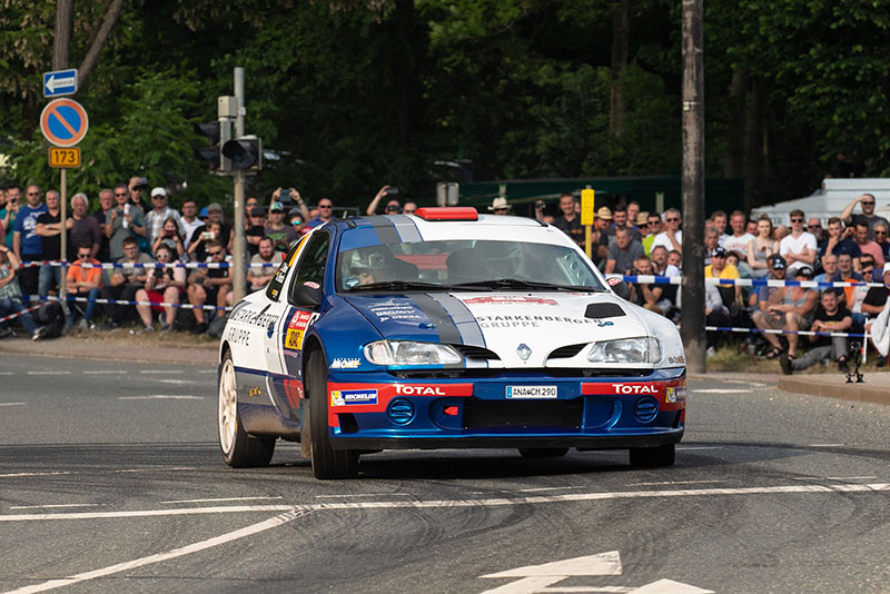 Alle Erwartungen übertroffen: Premiere von Carsten Mohes Renault Mégane Maxi begeistert die Rallye-Gemeinde Alle Erwartungen übertroffen: Premiere von Carsten Mohes Renault Mégane Maxi begeistert die Rallye-Gemeinde