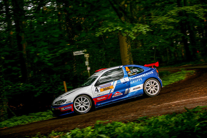 Rallye Stemweder Berg: Carsten Mohes beeindruckender Speed im Renault Mégane Maxi am Ende nicht belohnt Rallye Stemweder Berg: Carsten Mohes beeindruckender Speed im Renault Mégane Maxi am Ende nicht belohnt