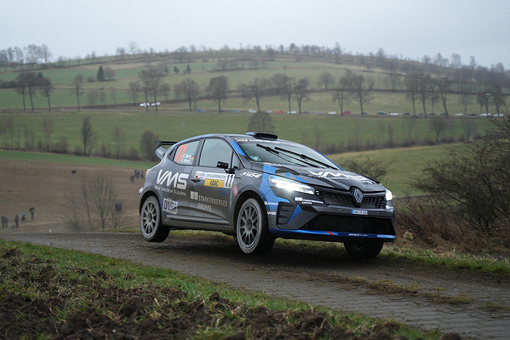 Rallye Erzgebirge: Carsten Mohe und Beifahrer Alexander Hirsch feiern Klassensieg und Top-Ten-Ergebnis im Gesamtklassement Rallye Erzgebirge: Carsten Mohe und Beifahrer Alexander Hirsch feiern Klassensieg und Top-Ten-Ergebnis im Gesamtklassement
