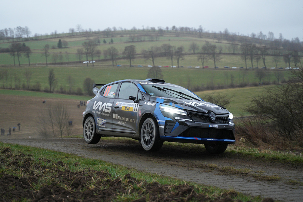 Carsten Mohe startet bei der Rallye Erzgebirge mit wesentlichen Neuerungen und viel Vorfreude in die DRM-Saison 2025 Carsten Mohe startet bei der Rallye Erzgebirge mit wesentlichen Neuerungen und viel Vorfreude in die DRM-Saison 2025